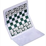 US Chess Checkbook Magnetic Travel Chess Set – by US Chess Federation