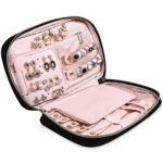 MoMA Travel Jewelry Organizer – 9.8”L x 6.1”W x 1.9”H Jewelry Case – Jewelry Storage Box for Necklace, Earrings, Rings, Bracelets – Women Quilted Jewelry Box Organizer – Girl Portable Jewelry Case