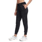 M MOTEEPI Womens Joggers with Pockets Lightweight Running Pants Workout Athletic Travel Pants Black Camo Medium