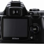 Nikon D40 6.1MP Digital SLR Camera Kit with 18-55mm f/3.5-5.6G ED II Auto Focus-S DX Zoom-Nikkor Lens